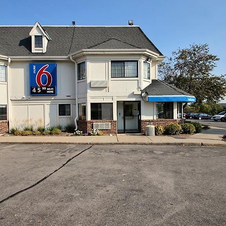 Motel 6 Milwaukee West - Brookfield Exteriér fotografie